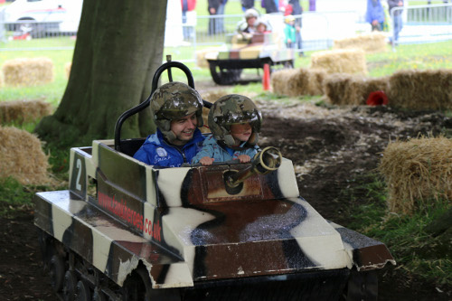 TANK HEROES & Mini Tanks